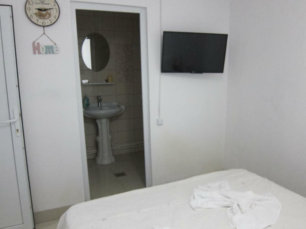 Casa Gherghisan Hotel Costinesti Ngoại thất bức ảnh